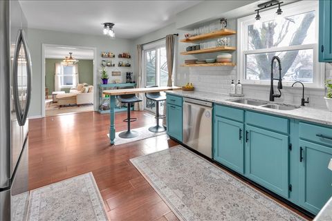 Tiny photo for 940 Orchard Court, Batavia, IL 60510 (MLS # 12614445)