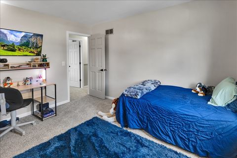 Tiny photo for 940 Orchard Court, Batavia, IL 60510 (MLS # 12614445)