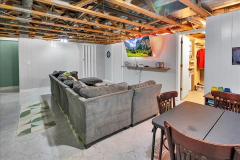 Tiny photo for 940 Orchard Court, Batavia, IL 60510 (MLS # 12614445)