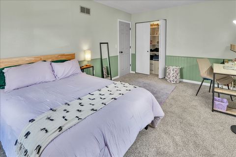 Tiny photo for 940 Orchard Court, Batavia, IL 60510 (MLS # 12614445)