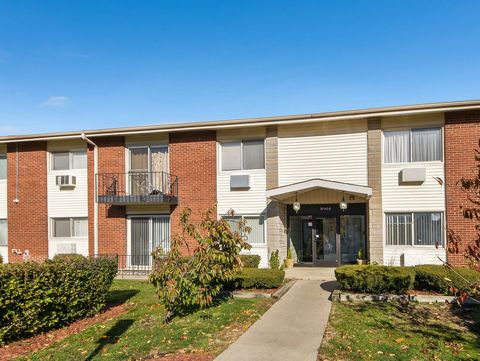 Photo of 8904 jody Lane #1C, Des Plaines, IL 60016 (MLS # 12514876)
