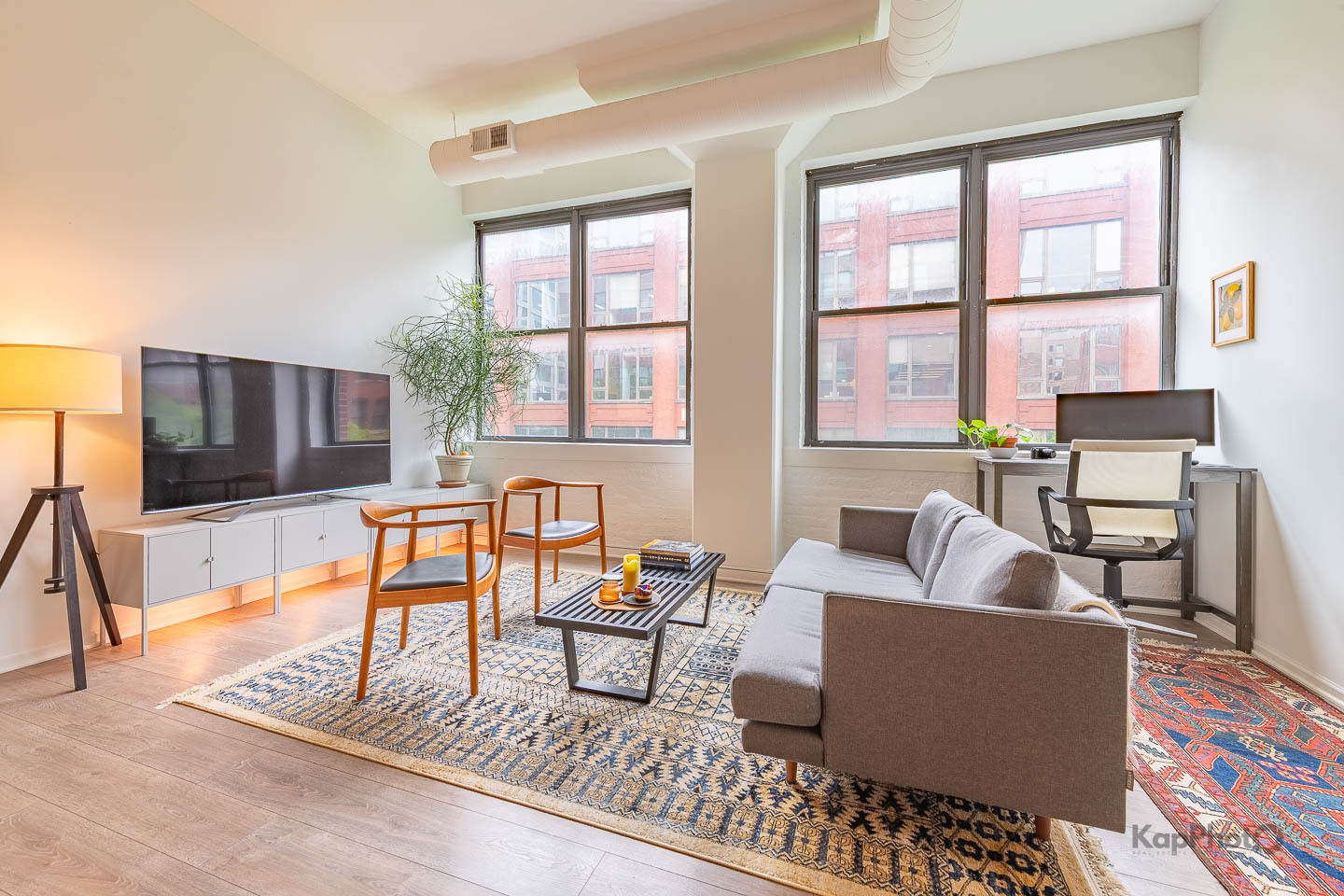 812 W Van Buren Street 3C