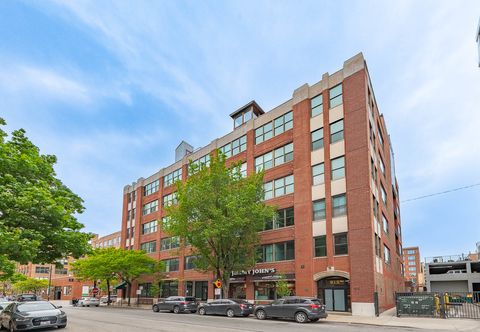 Photo of 812 W Van Buren Street #3C, Chicago, IL 60607 (MLS # 12648926)