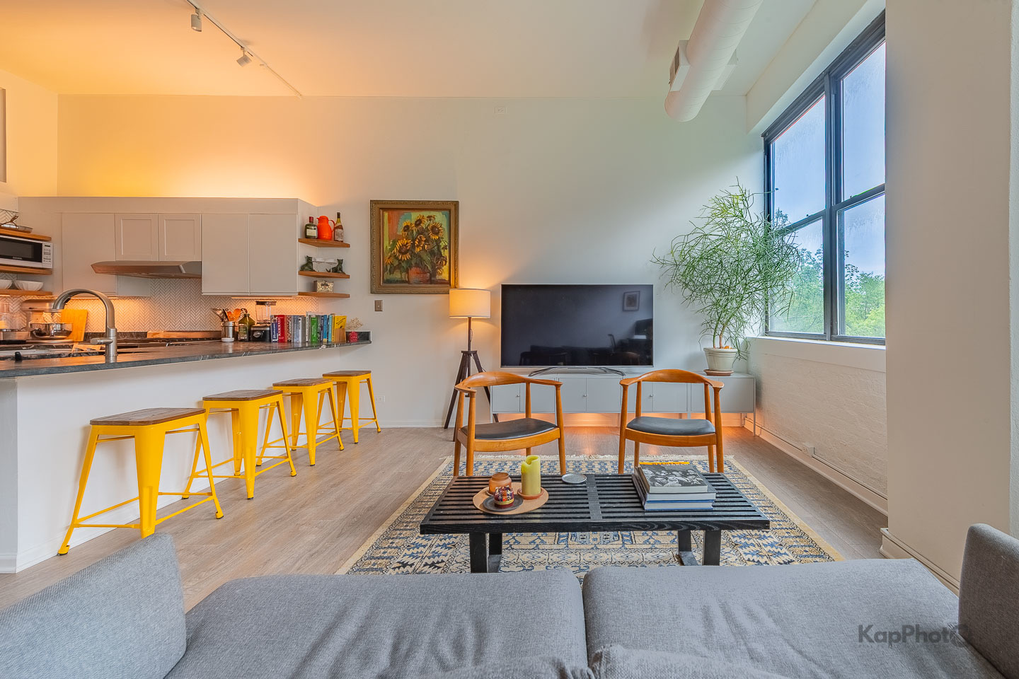 812 W Van Buren Street 3C