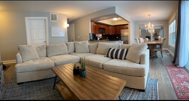 35 Foxcroft Road 103