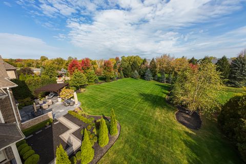 Tiny photo for 39W162 Long Meadow Lane, St. Charles, IL 60175 (MLS # 12422960)