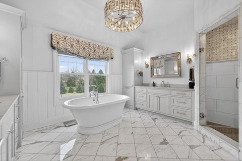 Tiny photo for 39W162 Long Meadow Lane, St. Charles, IL 60175 (MLS # 12422960)