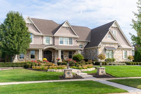 Tiny photo for 39W162 Long Meadow Lane, St. Charles, IL 60175 (MLS # 12422960)