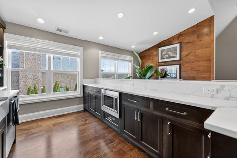 Tiny photo for 39W162 Long Meadow Lane, St. Charles, IL 60175 (MLS # 12422960)