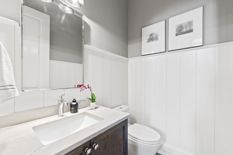 Tiny photo for 39W162 Long Meadow Lane, St. Charles, IL 60175 (MLS # 12422960)