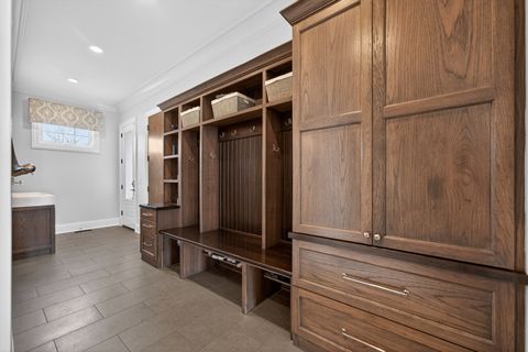 Tiny photo for 39W162 Long Meadow Lane, St. Charles, IL 60175 (MLS # 12422960)