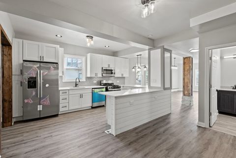 Tiny photo for 6807 S Marshfield Avenue, Chicago, IL 60636 (MLS # 12552038)