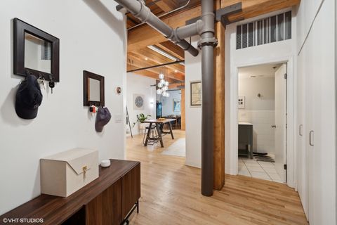 Tiny photo for 612 N Oakley Boulevard #112, Chicago, IL 60612 (MLS # 12604719)