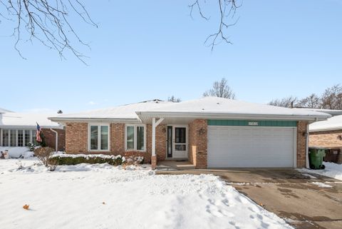 Tiny photo for 17812 65th Court, Tinley Park, IL 60477 (MLS # 12527132)