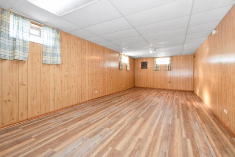 Tiny photo for 17812 65th Court, Tinley Park, IL 60477 (MLS # 12527132)