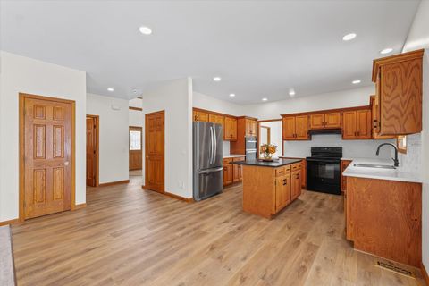 Tiny photo for 3308 Pebblecreek Place, Champaign, IL 61822 (MLS # 12528589)