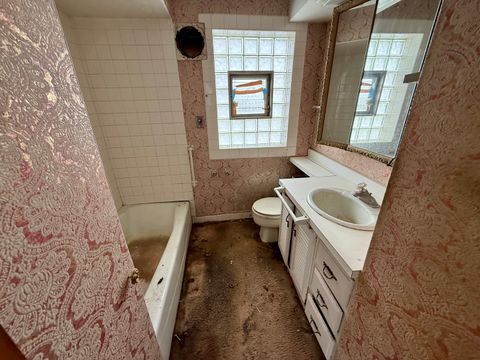 Tiny photo for 7456 W Seminole Street, Chicago, IL 60631 (MLS # 12606142)