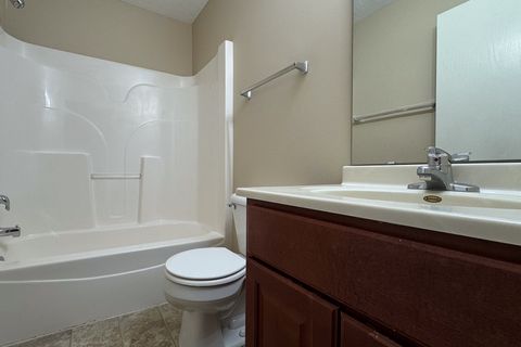 Tiny photo for 600 CLAYTON Circle #A, Sycamore, IL 60178 (MLS # 12498357)
