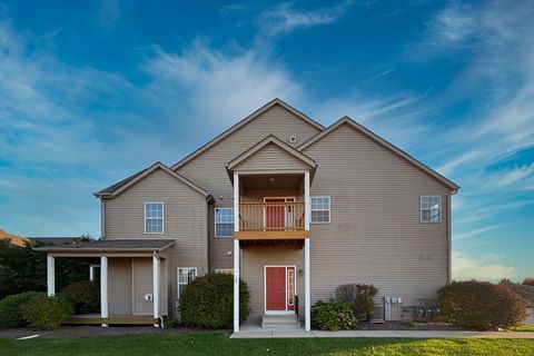 600 CLAYTON Circle A Sycamore IL 60178