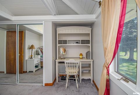 Tiny photo for 1114 S Perrine Street, Centralia, IL 62801 (MLS # EB459023)