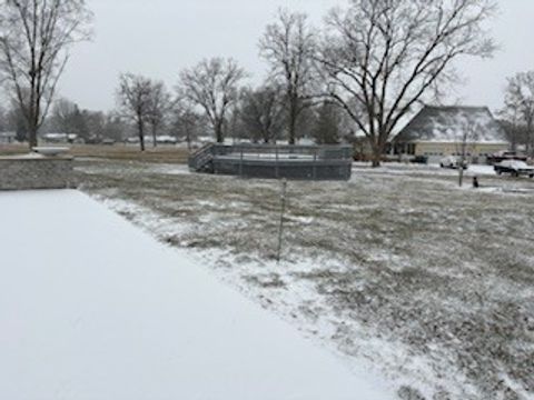 Tiny photo for 1114 S Perrine Street, Centralia, IL 62801 (MLS # EB459023)