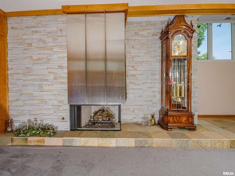 Tiny photo for 1114 S Perrine Street, Centralia, IL 62801 (MLS # EB459023)