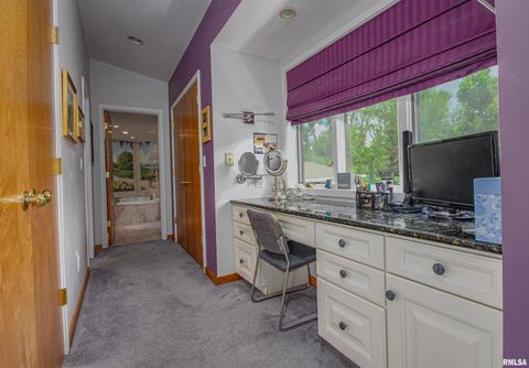 Tiny photo for 1114 S Perrine Street, Centralia, IL 62801 (MLS # EB459023)