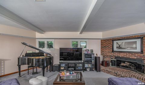 Tiny photo for 1114 S Perrine Street, Centralia, IL 62801 (MLS # EB459023)