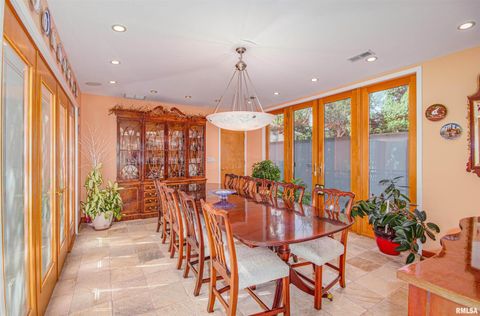 Tiny photo for 1114 S Perrine Street, Centralia, IL 62801 (MLS # EB459023)