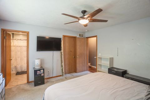 Tiny photo for 5444 10th Avenue, Moline, IL 61265 (MLS # 12556255)