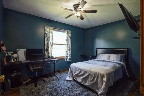 Tiny photo for 5444 10th Avenue, Moline, IL 61265 (MLS # 12556255)