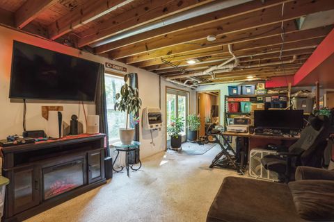 Tiny photo for 5444 10th Avenue, Moline, IL 61265 (MLS # 12556255)