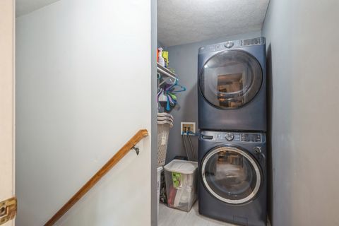 Tiny photo for 5444 10th Avenue, Moline, IL 61265 (MLS # 12556255)