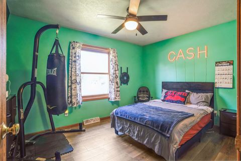 Tiny photo for 5444 10th Avenue, Moline, IL 61265 (MLS # 12556255)