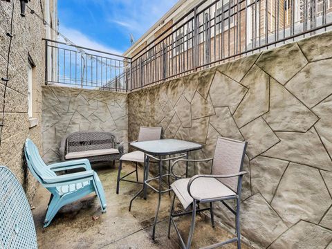 Tiny photo for 6545 N Sacramento Avenue #1S, Chicago, IL 60645 (MLS # 12611628)