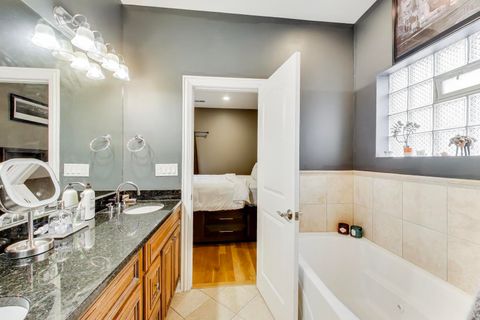 Tiny photo for 6545 N Sacramento Avenue #1S, Chicago, IL 60645 (MLS # 12611628)