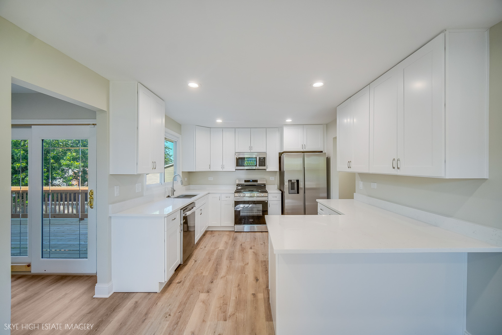 Properties 3 8131 W Evergreen Drive