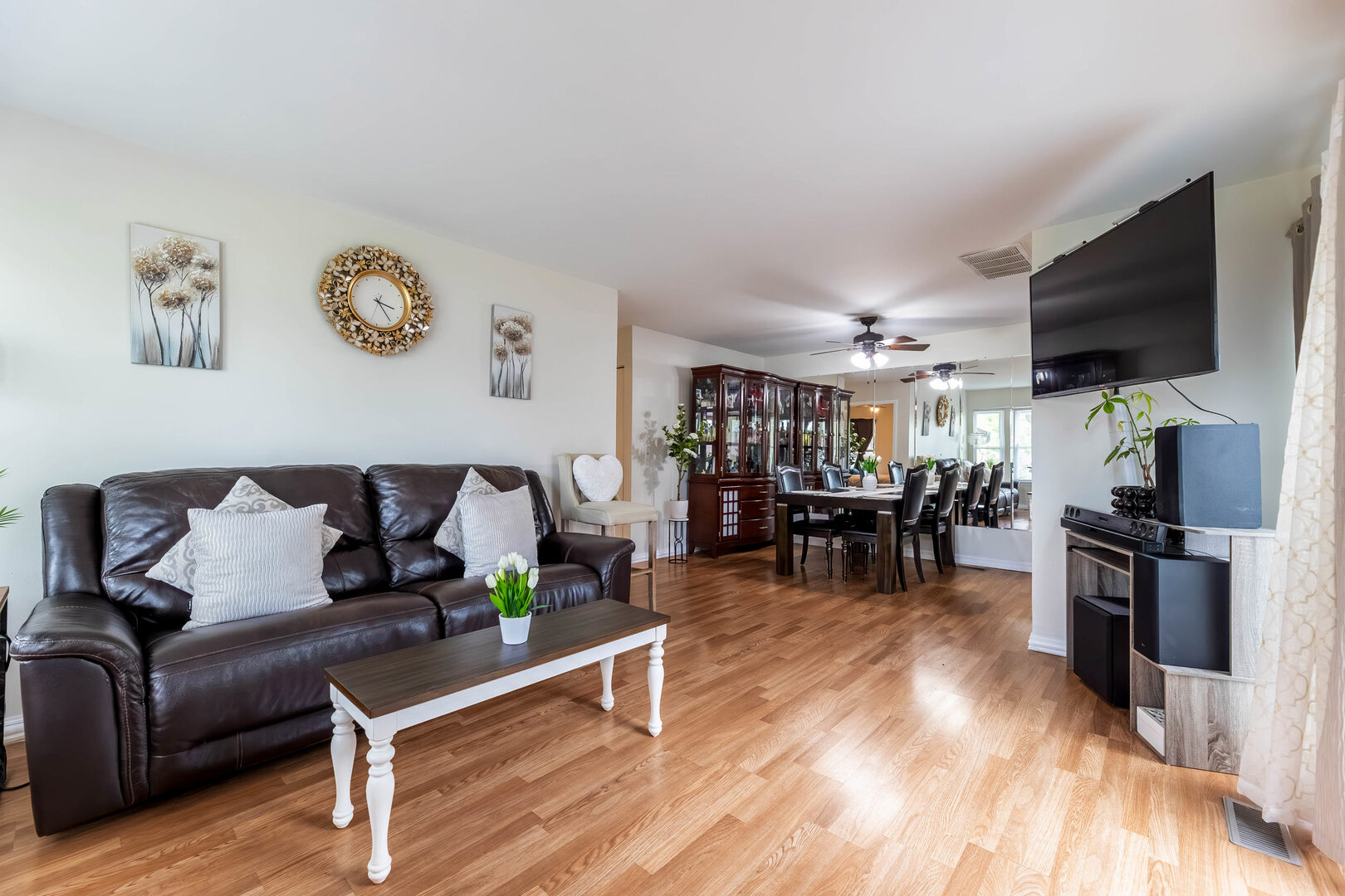 5I FERNWOOD Drive I