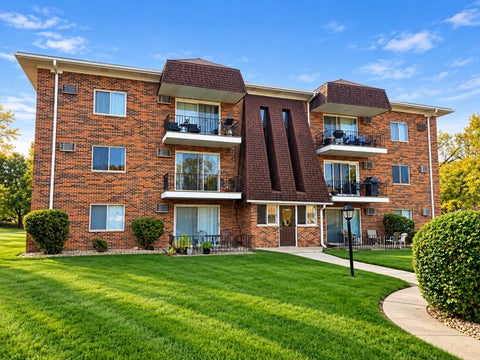 Photo of 5701 129th Street #2A, Crestwood, IL 60418 (MLS # 12794950)