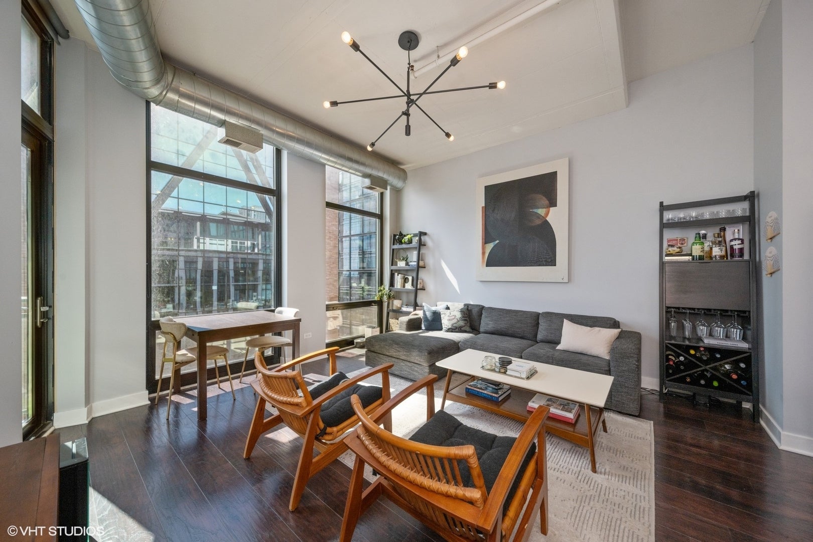 740 W Fulton Street 1306
