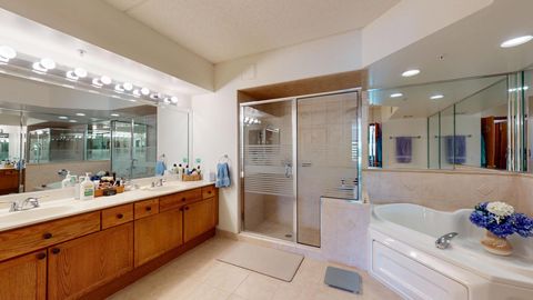 Tiny photo for 201 N Vail Avenue #207, Arlington Heights, IL 60004 (MLS # 12629800)
