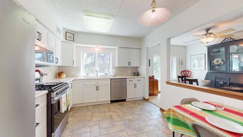 Tiny photo for 201 N Vail Avenue #207, Arlington Heights, IL 60004 (MLS # 12629800)