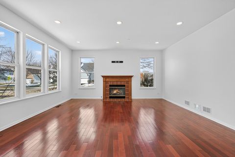 Tiny photo for 1590 Russell Drive, Hoffman Estates, IL 60192 (MLS # 12589831)