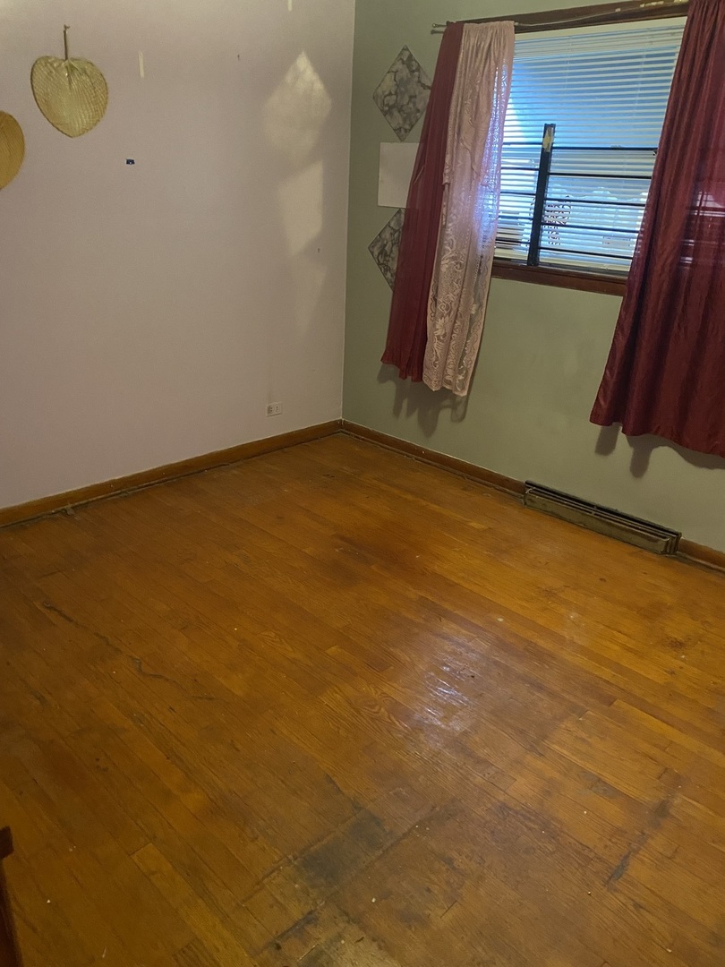 2321 S 81st Place