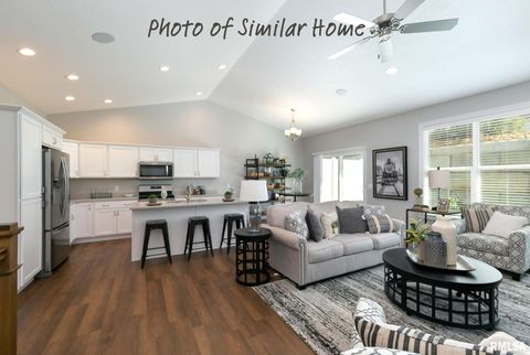 Tiny photo for 602 15TH Street, Le Claire, IA 52753 (MLS # QC4269858)