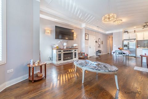 Tiny photo for 4518 S King Drive #2A, Chicago, IL 60653 (MLS # 12424087)