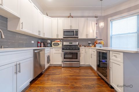 Tiny photo for 4518 S King Drive #2A, Chicago, IL 60653 (MLS # 12424087)