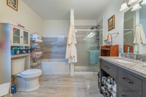 Tiny photo for 4518 S King Drive #2A, Chicago, IL 60653 (MLS # 12424087)