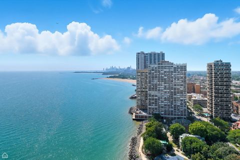 Tiny photo for 6301 N Sheridan Road #18P, Chicago, IL 60660 (MLS # 12510589)