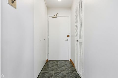 Tiny photo for 6301 N Sheridan Road #18P, Chicago, IL 60660 (MLS # 12510589)